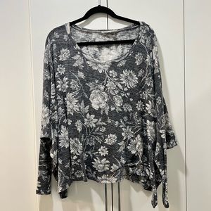 Audrey 3+1 Grey Blouse with Floral Print